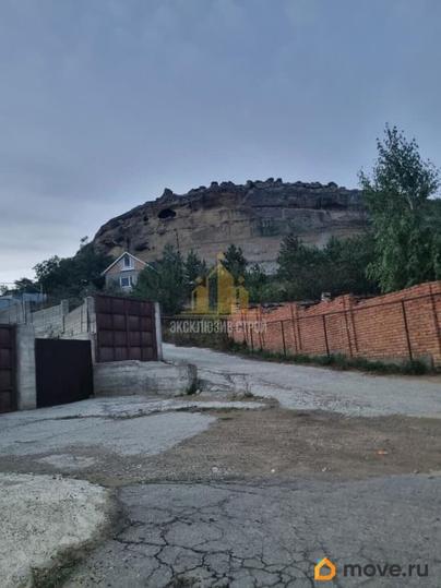 дом, 300 м&sup2;, 18 соток