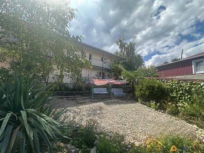 дом, 376.4 м&sup2;, 10 соток