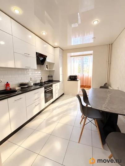 3-комн. квартира, 81.8 м&sup2;