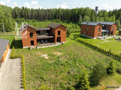 дом, 300 м&sup2;, 16.11 сотки