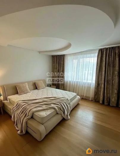 3-комн. квартира, 130 м&sup2;