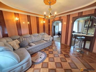 дом, 159 м&sup2;, 6 соток