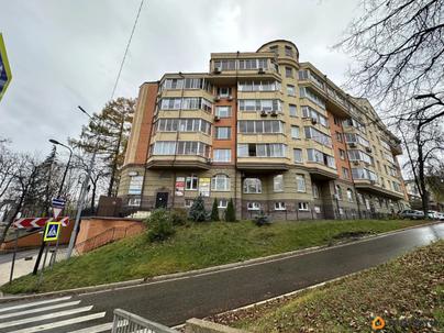 4-комн. квартира, 135.7 м&sup2;