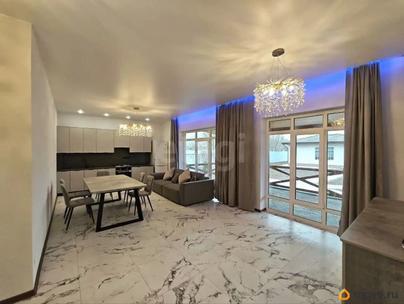 дом, 170.8 м&sup2;, 13.7 сотки
