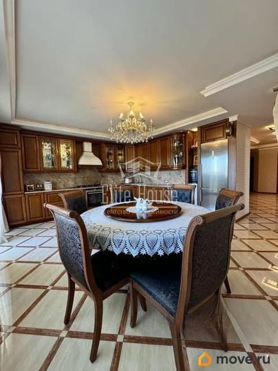 3-комн. квартира, 169 м&sup2;