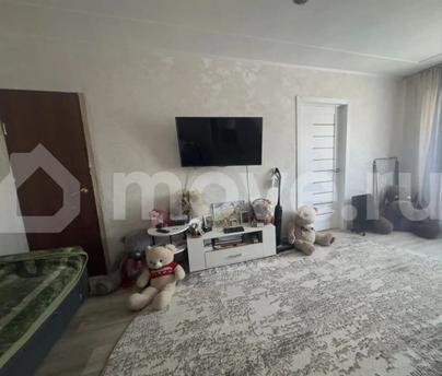 2-комн. квартира, 42 м&sup2;